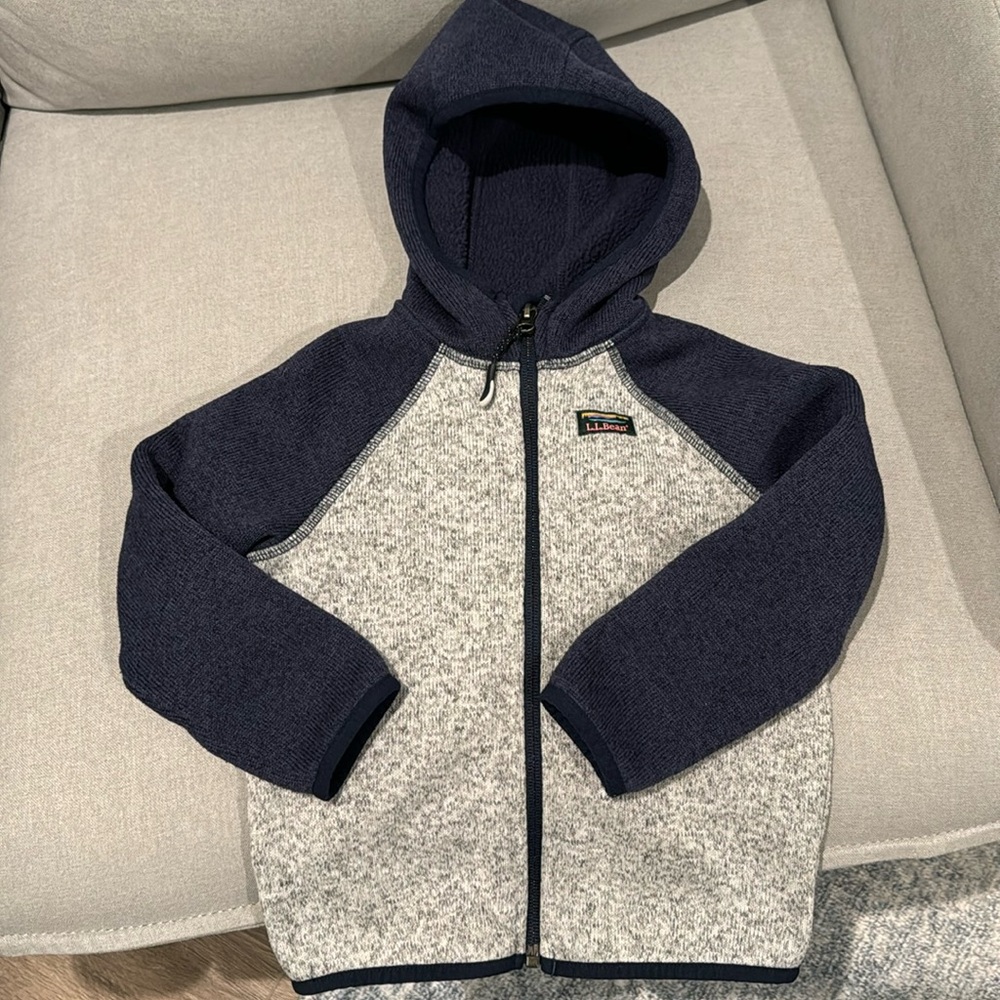 New LLBean zip up- 3T